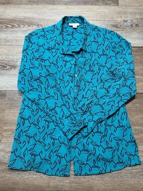 Appleseed's petite Medium Teal Button-Front Top with Navy Leaf Motif